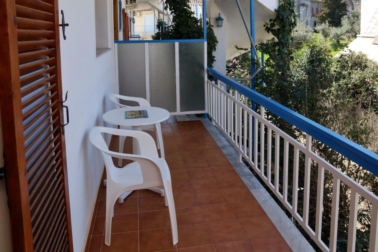 Seaview Self Catering Apartment - Helen No 1 Хіропігадо Екстер'єр фото